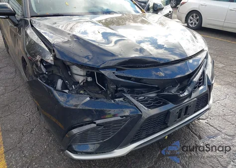 2021 Toyota Camry Xse Awd z USA, uszkodzony, nr VIN 4T1K61BK0MU040522